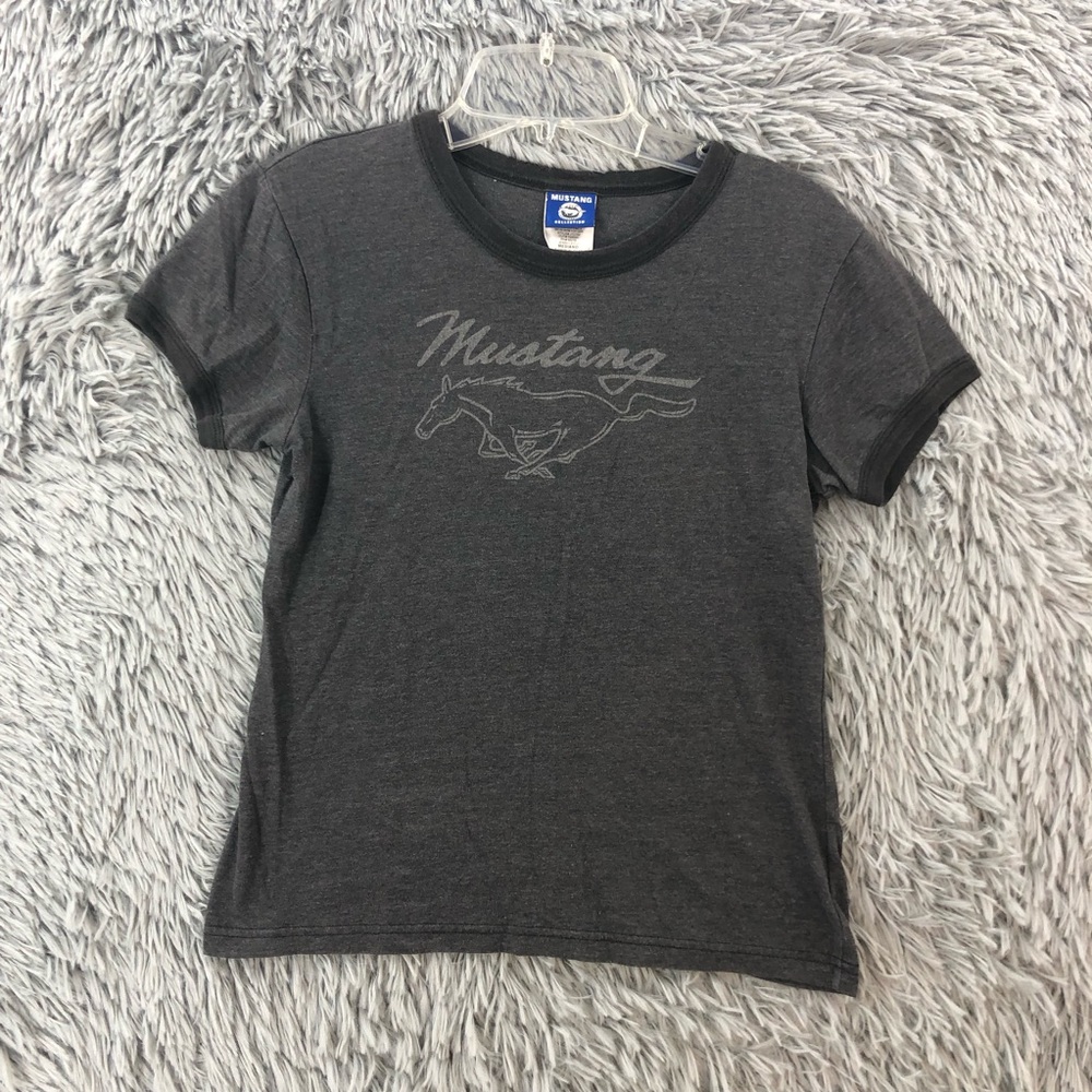 Mustang Tshirt Unisex Childrens Medium 40th Anniversary Collection Logo Horse